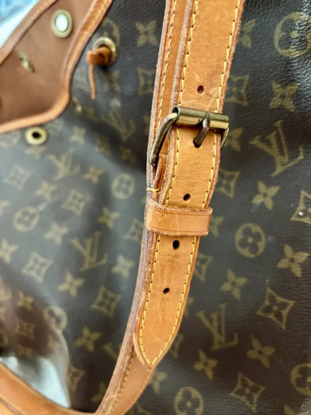 Vintage 1999 Louis Vuitton Monogram Noé Bucket Bag (M42224)